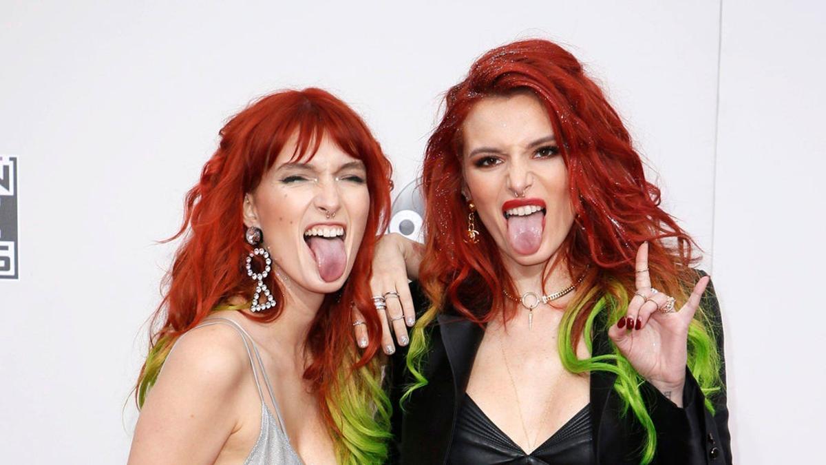 Bella Thorne cambia de look junto a su hermana Dani