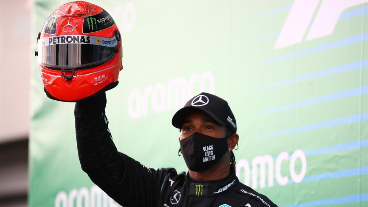 Lewis Hamilton gana en Nürburgring e iguala el récord de victorias de Michael Schumacher.