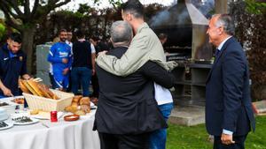 Laporta, en la barbacoa del primer equipo del Barça