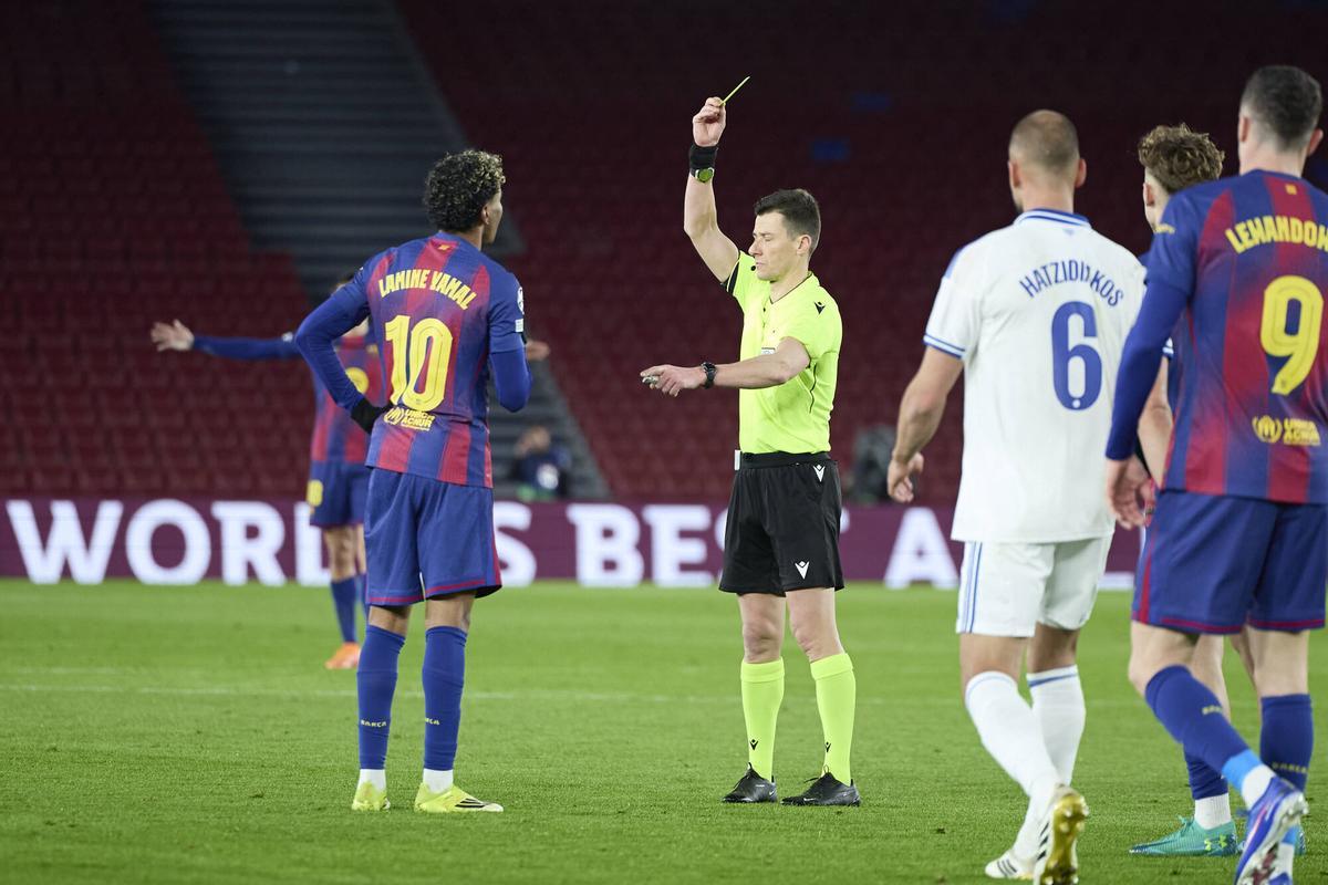 Lamine Yamal vio la última tarjeta amarilla en Champions League frente al Copenhague
