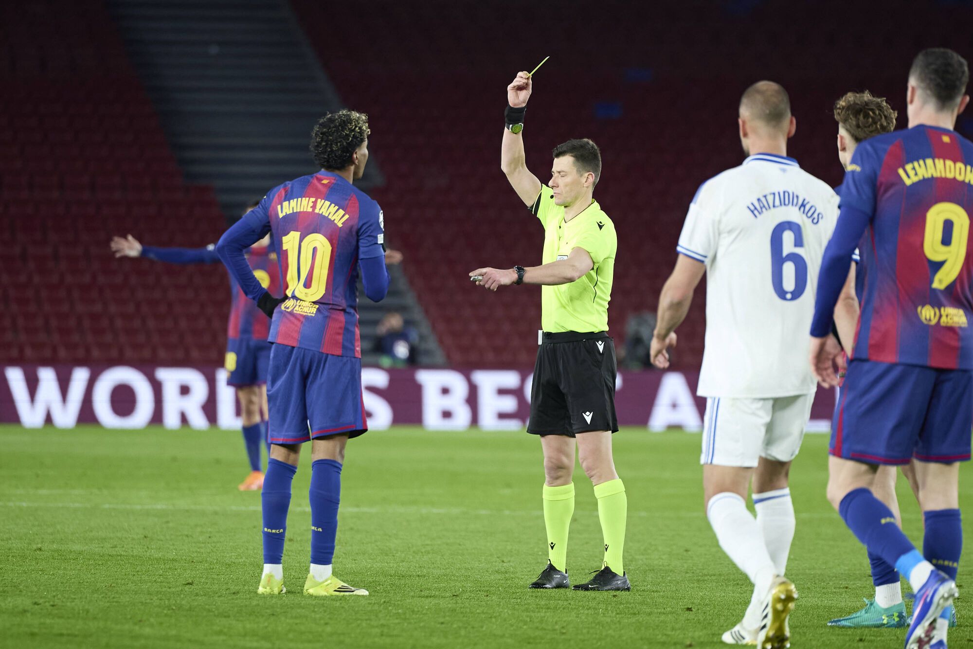 Alarma para el Barça en la Champions League: 4 apercibidos de sanción