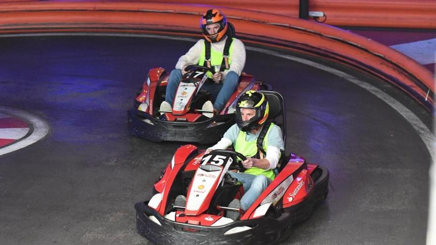 Karts, pàdel i un dinar en la jornada lúdica de l&#039;equip