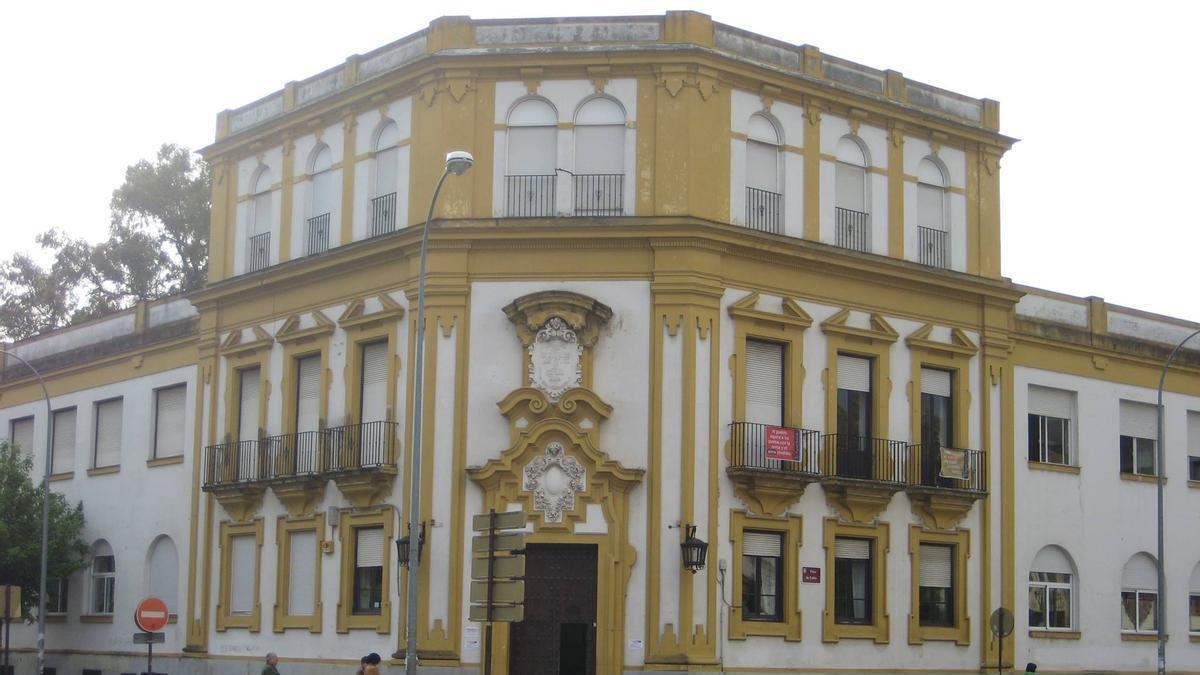 Fachada del Colegio Frroviario.
