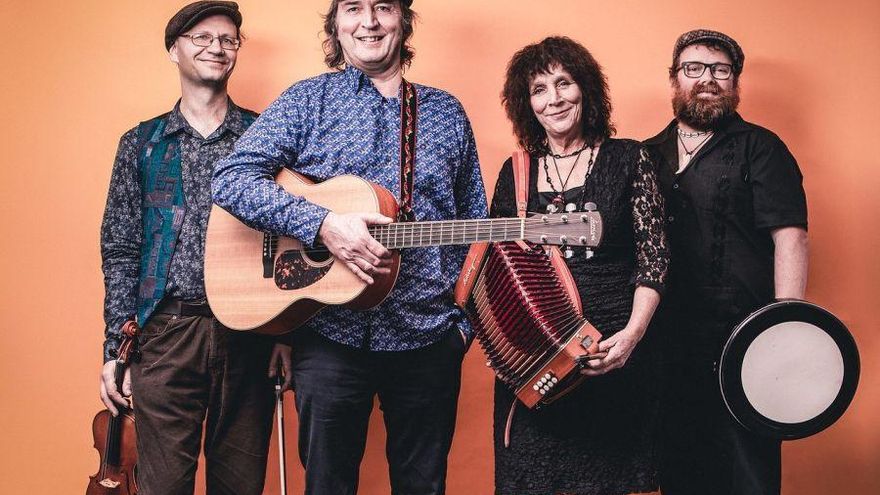 Continental Ceilidh Band e Irish Treble