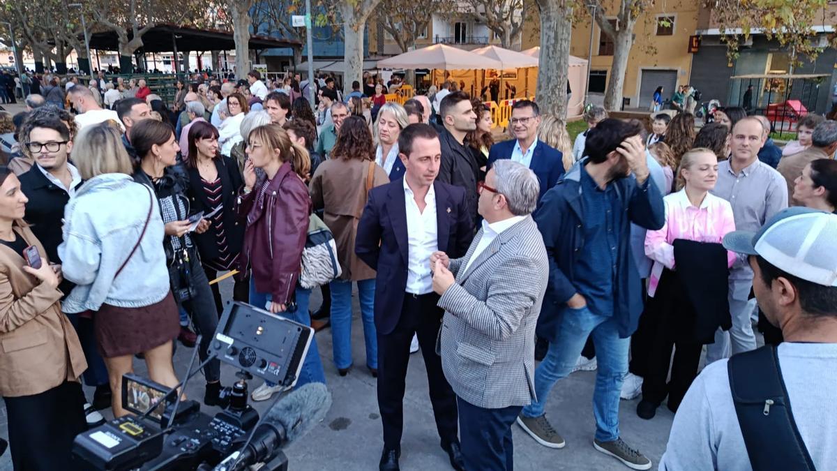 Llorenç Galmés y Virgilio Moreno charlan antes del acto de inauguración.