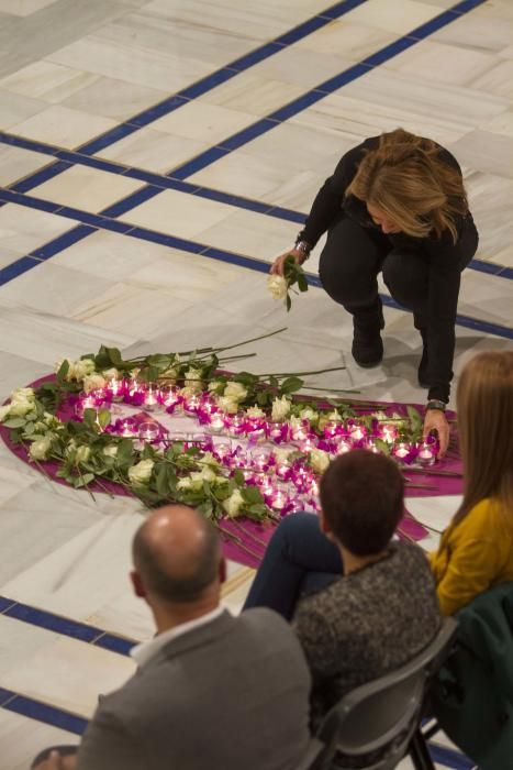 Homenaje a las víctimas de la violencia de género