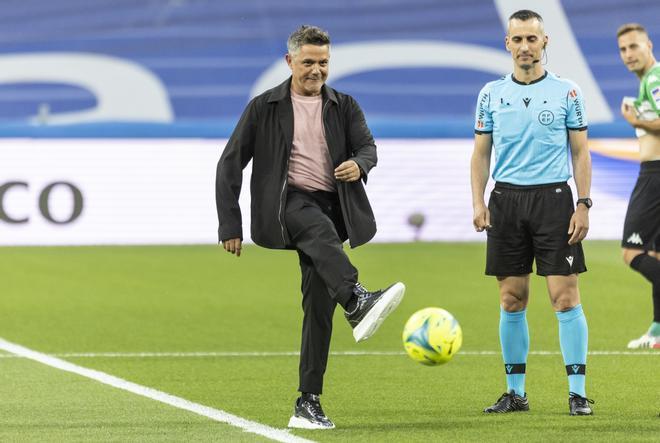 Doble pasillo en el Bernabéu con un invitado inesperado