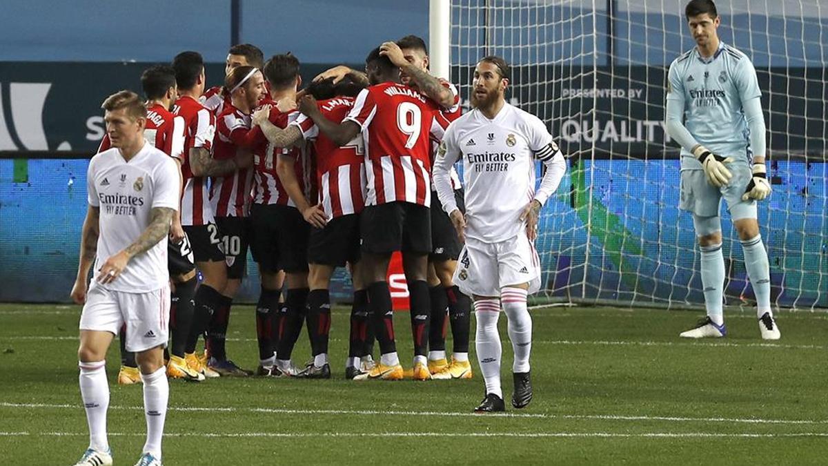 La piña del Athletic después de uno de los goles al Real Madrid