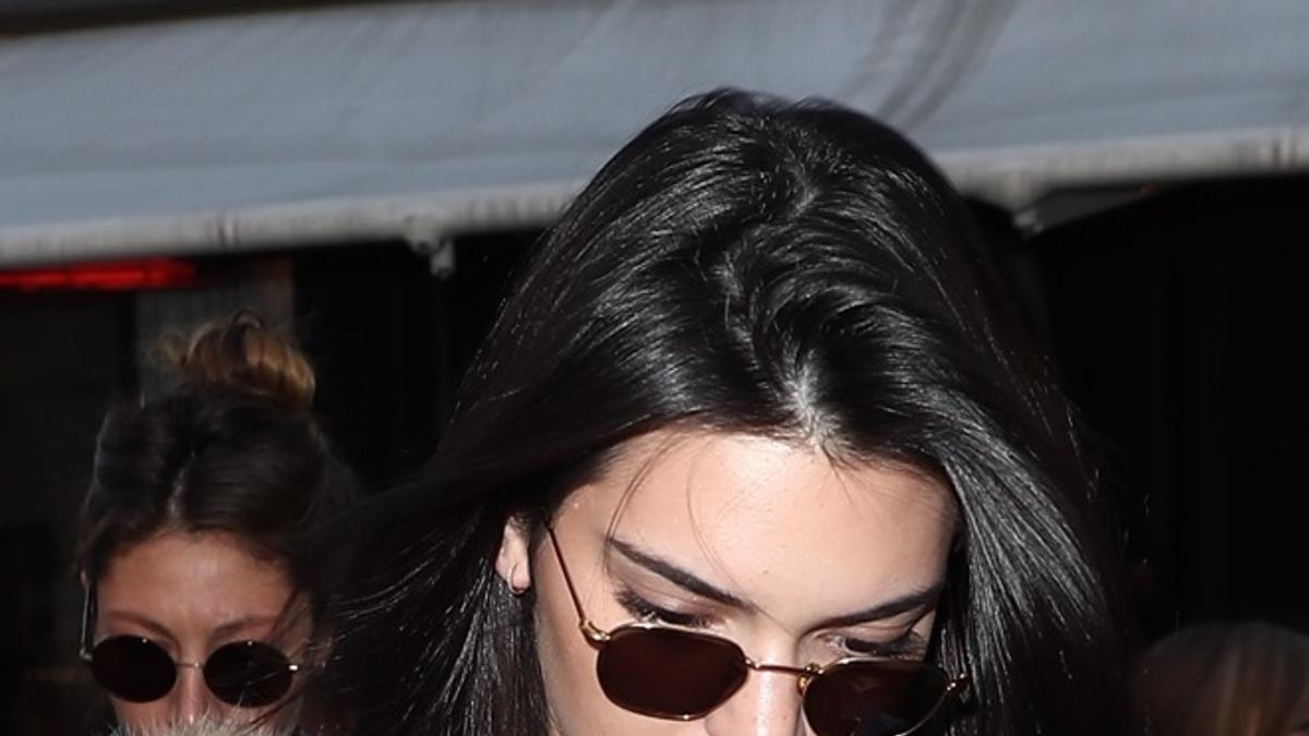 Kendall Jenner con transparencias