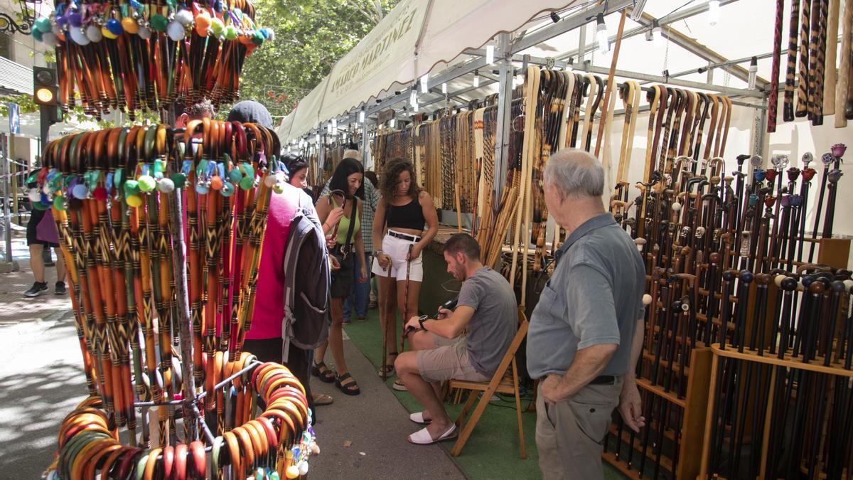 Los vendedores hacen balance en el ecuador de la Fira de Xàtiva