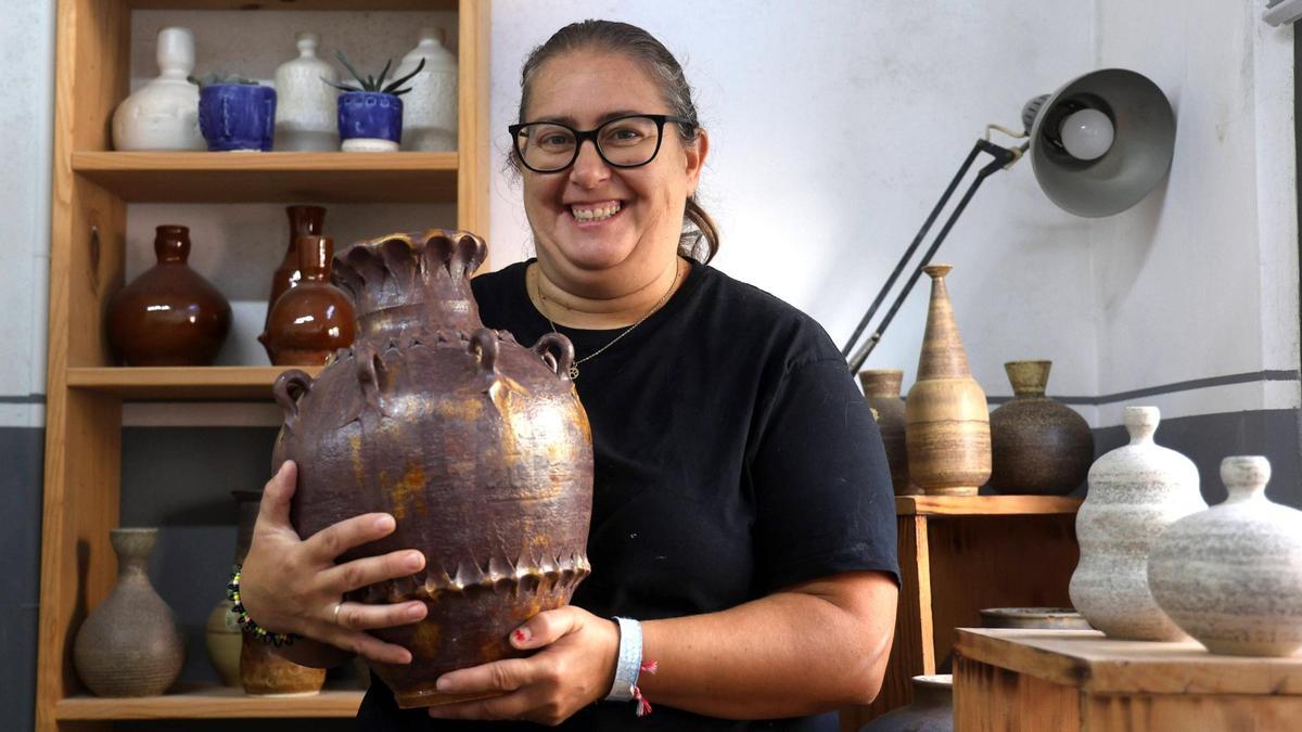 Los viejos oficios: Laura Villanueva, ceramista