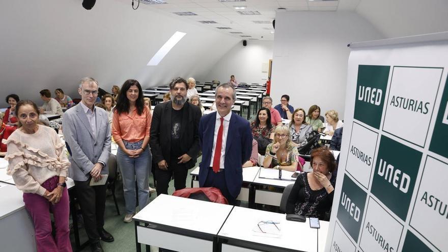 EN IMÁGENES: La UNED presenta sus cuatro nuevos cursos: "Hay clases para todos los intereses"