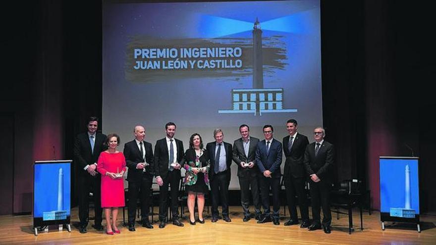 Premiado y menciones en el Acto de entrega del Premio Ingeniero Juan León y Castillo celebrado el 30 de noviembre de 2018.