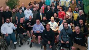 TOPSHOT - A handout photo shows Britains Prince Harry, Duke of Sussex (front row C) posing for a photograph during a visit to the Superhumans Centre in Lviv, Ukraine on April 10, 2025, where he toured the centre and met with patients and medical professionals. Prince Harry visited Ukraine on Thursday, a spokesperson said Thursday, becoming the second British royal to travel to the country since Russias invasion in February 2022. The 40-year-old prince spent time with war casualties in Lviv in western Ukraine, the spokesperson told AFP. (Photo by The Duke and Duchess of Sussex © 2021 / AFP) / RESTRICTED TO EDITORIAL USE - MANDATORY CREDIT AFP PHOTO / Superhumans Centre / Handout - NO MARKETING NO ADVERTISING CAMPAIGNS - DISTRIBUTED AS A SERVICE TO CLIENTS. RESTRICTED TO EDITORIAL USE - MANDATORY CREDIT AFP PHOTO / Superhumans Centre / Handout - NO MARKETING NO ADVERTISING CAMPAIGNS - DISTRIBUTED AS A SERVICE TO CLIENTS