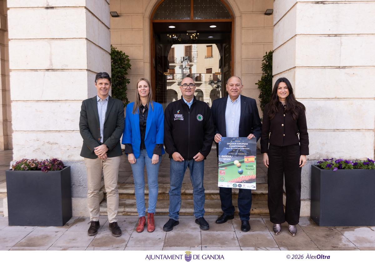 Autoridades, organizadores y federativos, en la presentación del evento