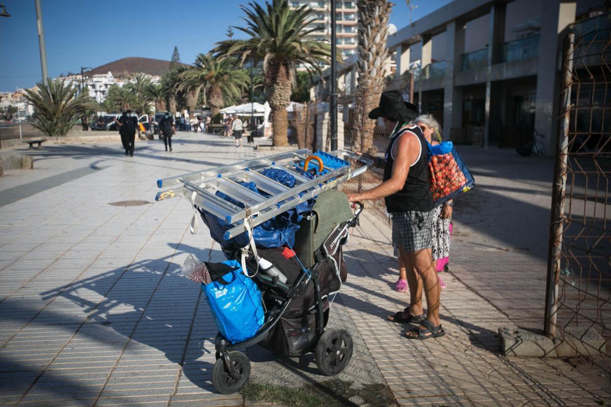 Desalojo de okupas en Los Cristianos Desalojo de okupas en Los Cristianos