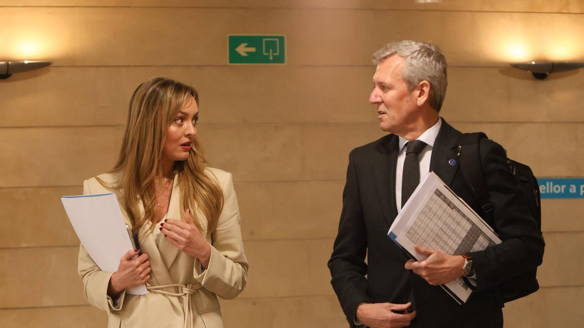 La conselleira de Política Social, Fabiola García, y el presidente de la Xunta, Alfonso Rueda, tras la reunión del Consello de Goberno. / Xoan Álvarez