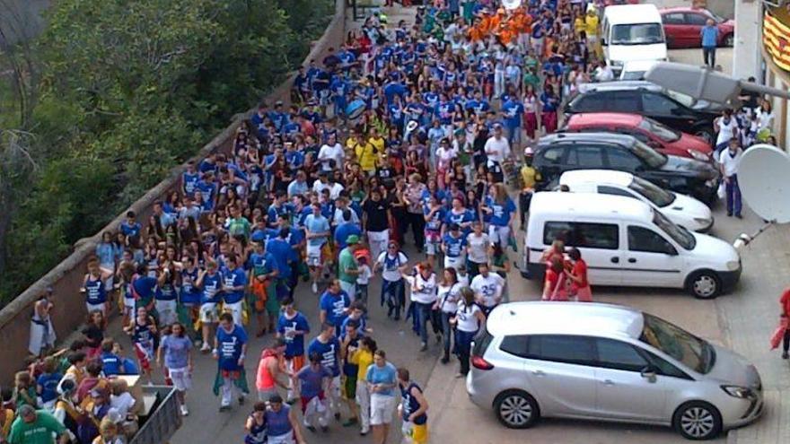 Las peñas protagonizan el comienzo de las fiestas