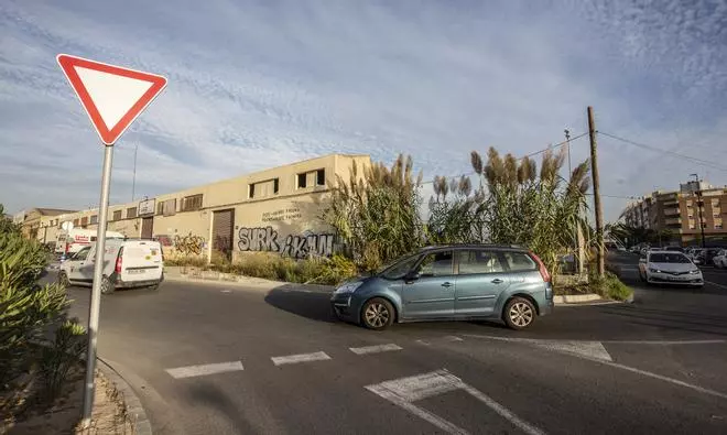 El PSOE de Alicante acusa a Barcala de bloquear la Vía Parque al no haber expropiado aún los terrenos