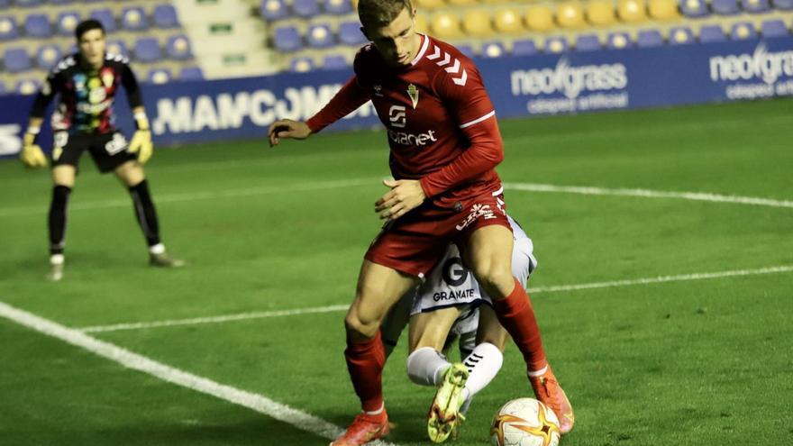 Alberto González, durante el amistoso en La Condomina ante el UCAM Murcia. | JUAN CARLOS CAVAL