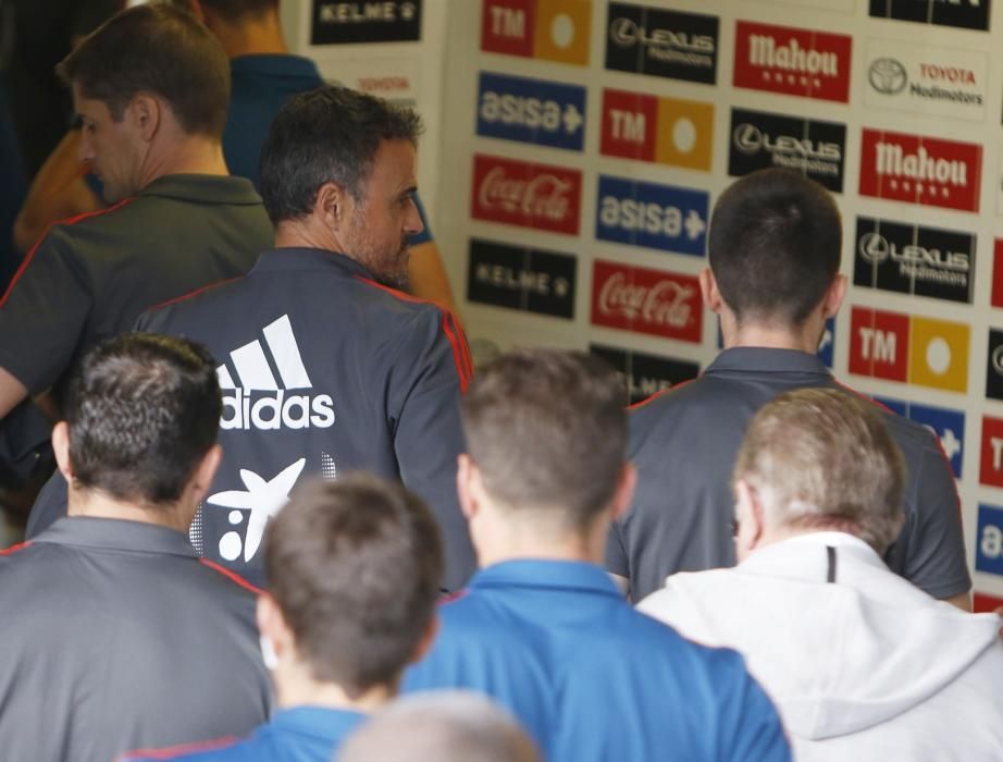 La Roja ya está en Elche y entrena hoy a puerta cerrada en el Rico Pérez