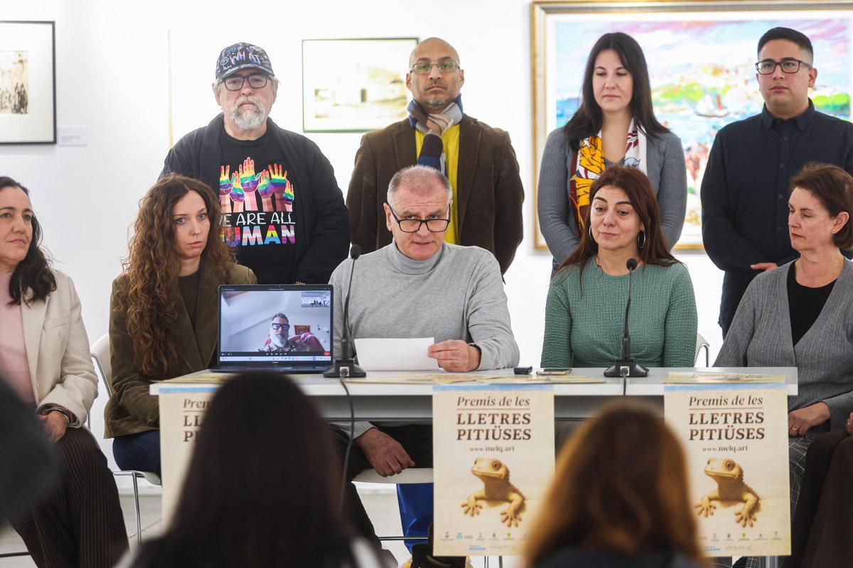 Presentación de la convocatoria de los Premis de les Lletres Pitiüses