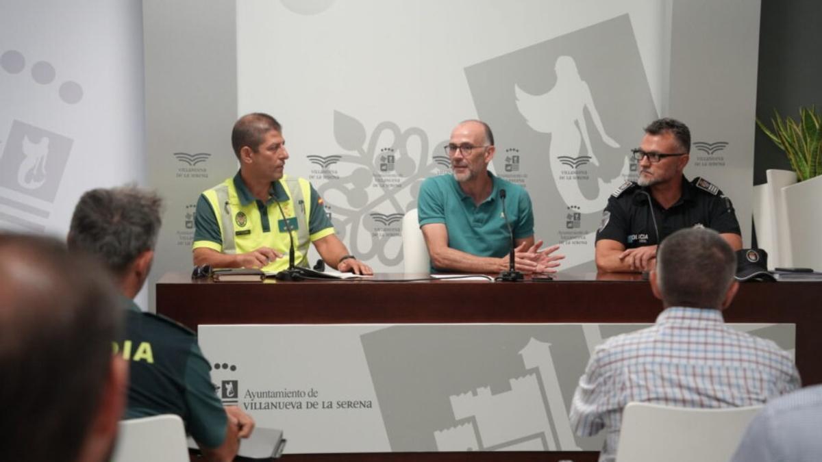 Reunión celebrada en el consistorio villanovense sobre la campaña de tomate.