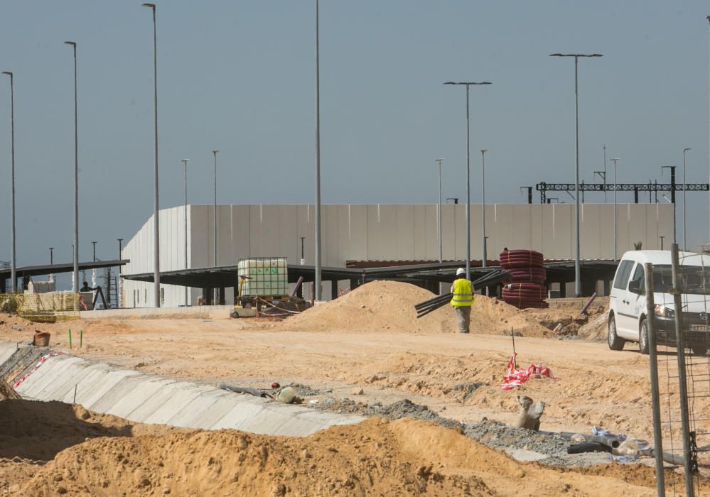 Fomento intensifica las obras del AVE en Elche