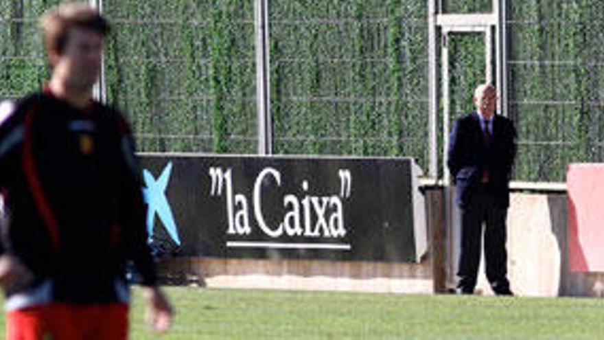 Serra Ferrer presencia el entrenamiento.