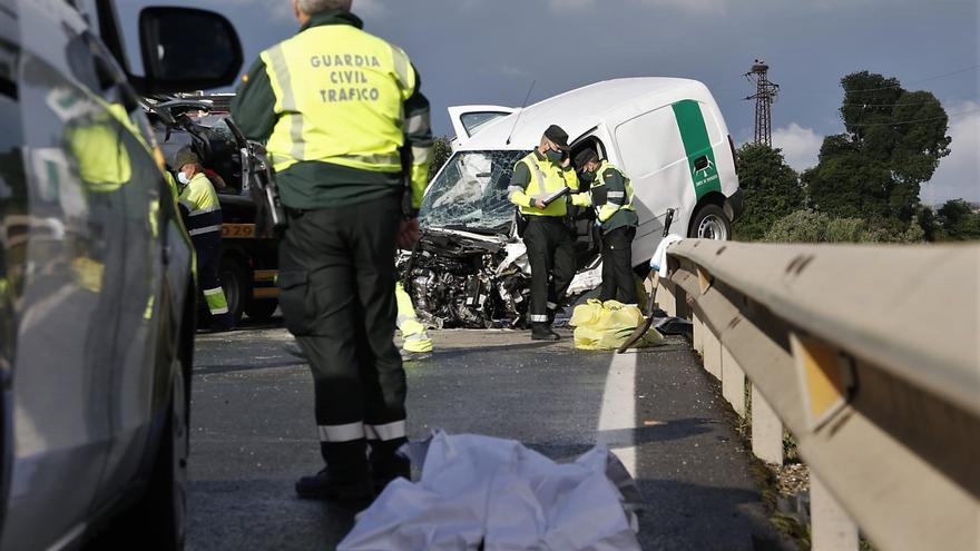 Accidente múltiple con un fallecido y varios heridos en la carretera de Villarrubia