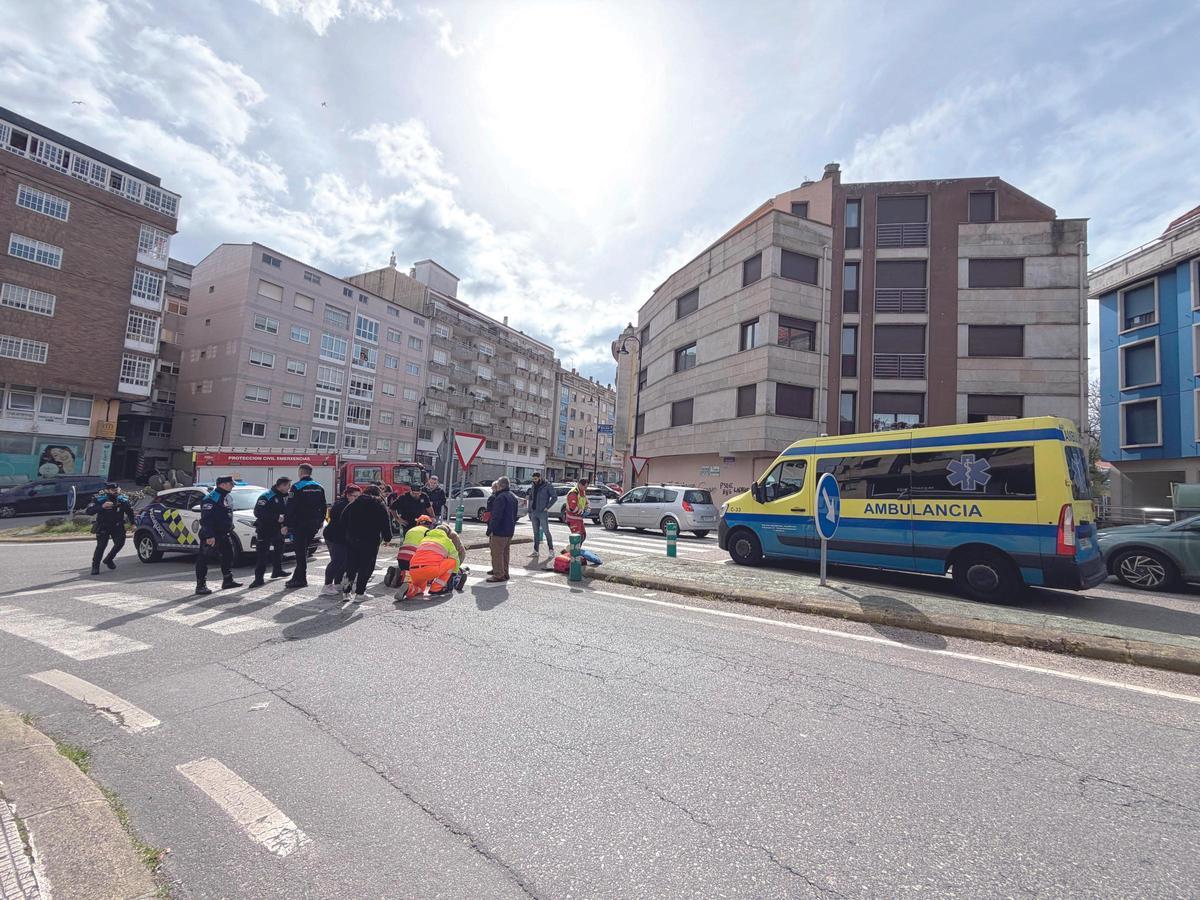 Efectivos de Policía Local, Protección Civil y 061, con la herida.