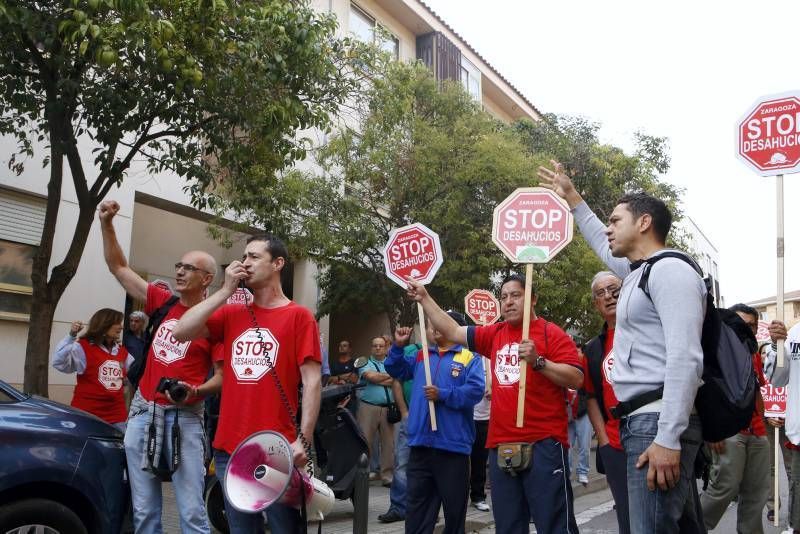 Fotogalería: El primer lanzamiento que Stop Desahucios no logra parar