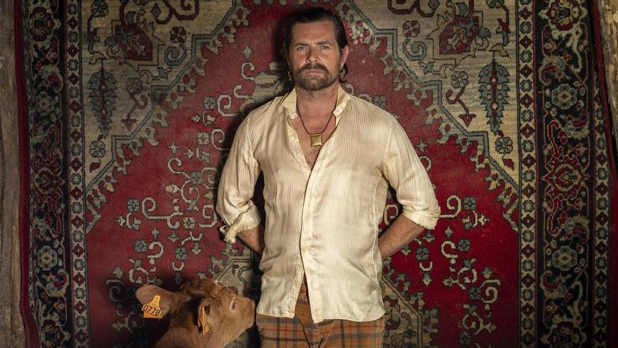 Davide Salvado, tras once anos sen novo disco: «O meu primeiro sexo salvaxe foi en Vigo»