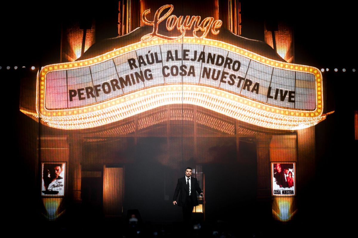 Rauw Alejandro presenta su 'Cosa Nuestra' en el Movistar Arena de Madrid.