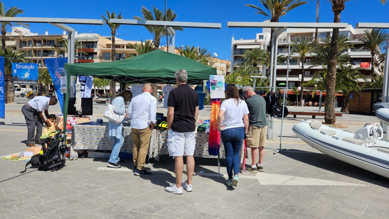 Las mejores imágenes de las 'fires' de este fin de semana: desde Calvià vila hasta el Port d'Alcúdia