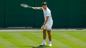 Alcaraz debutará este lunes en Wimbledon