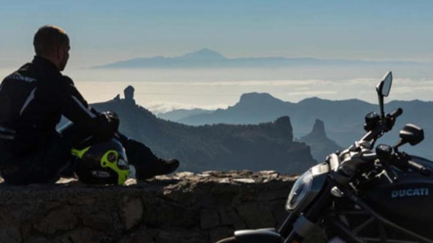 Cinco rutas para disfrutar de la moto