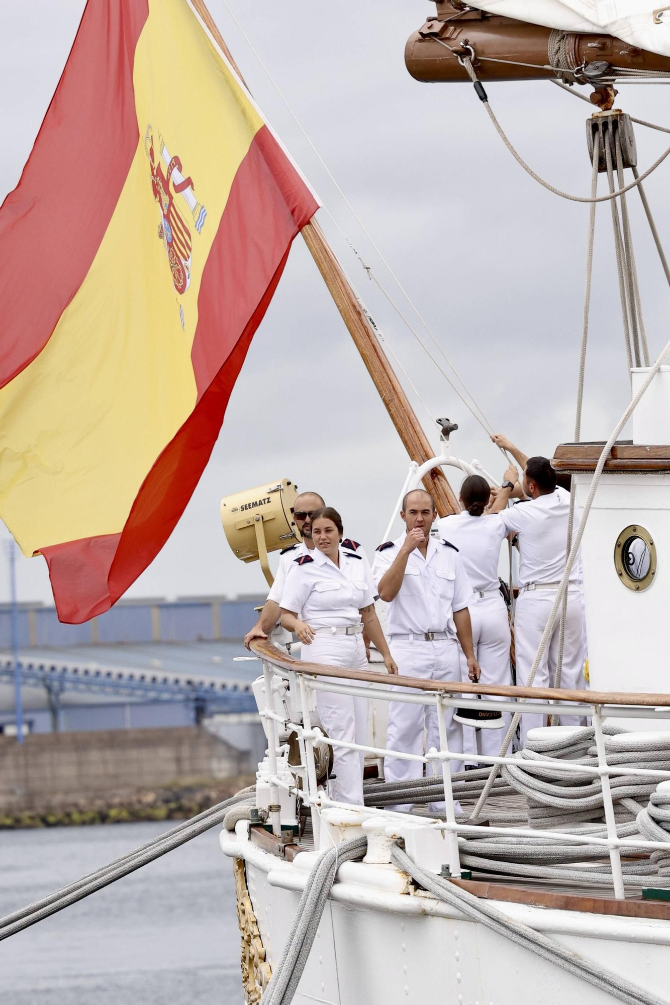 En IMÁGENES: Así fue la despedida de Leonor y "Elcano" del Musel