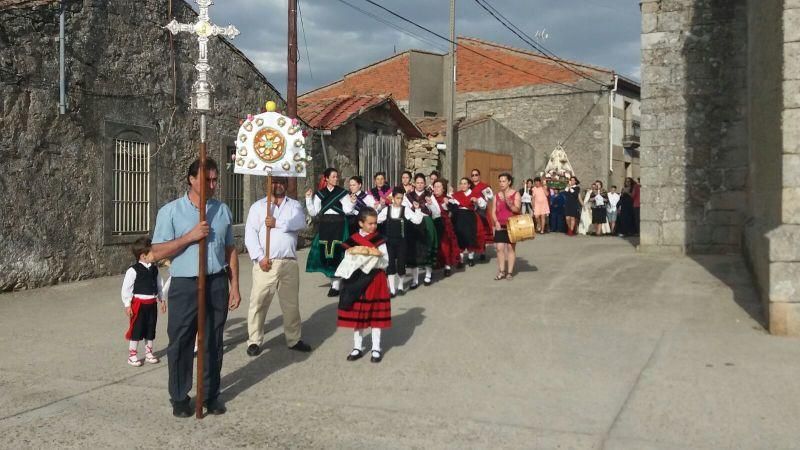 Torregamones con la Virgen del Templo