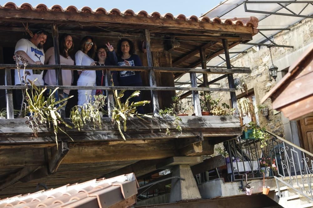 Eva Longoria visita su edén asturiano