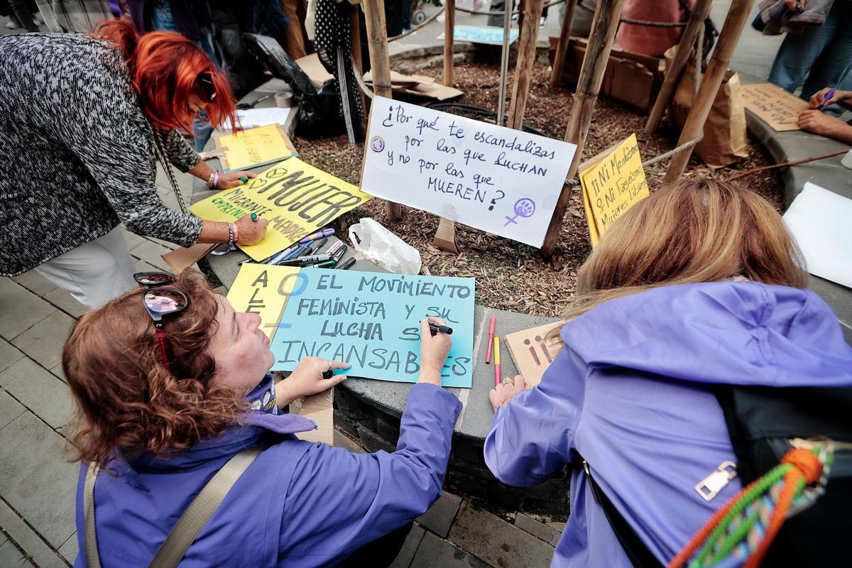 8M en Tenerife: la manifestación del Día de la Mujer, en imágenes