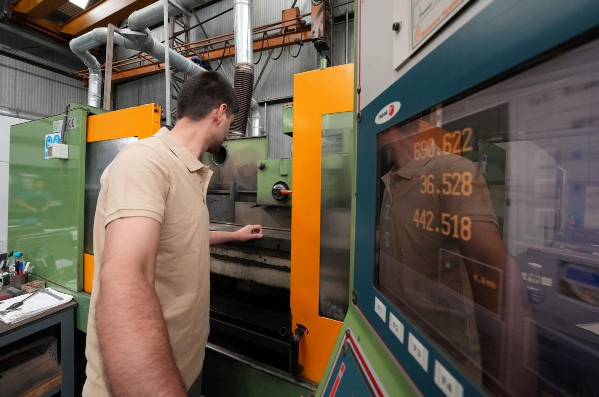 Empresa de maquinaria cerámica.