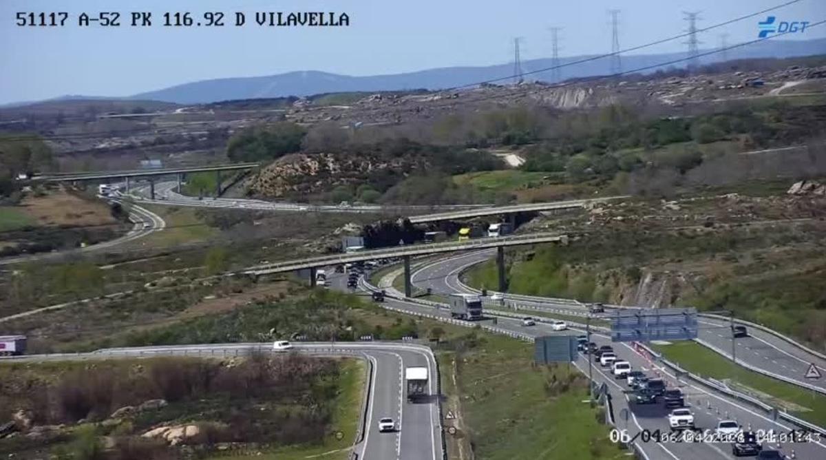 Retenciones en la A-52 en sentido salida de Galicia.