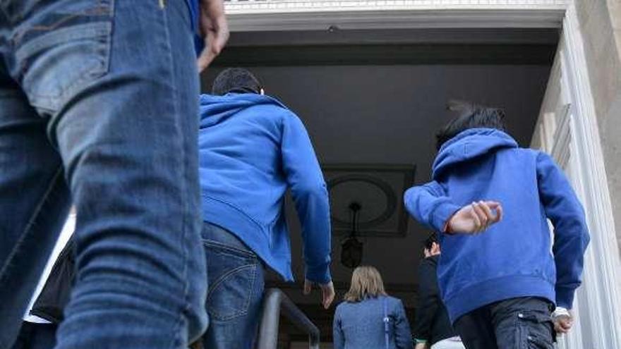 La Xunta quiere que los docentes se impliquen más en la detección de niños maltratados