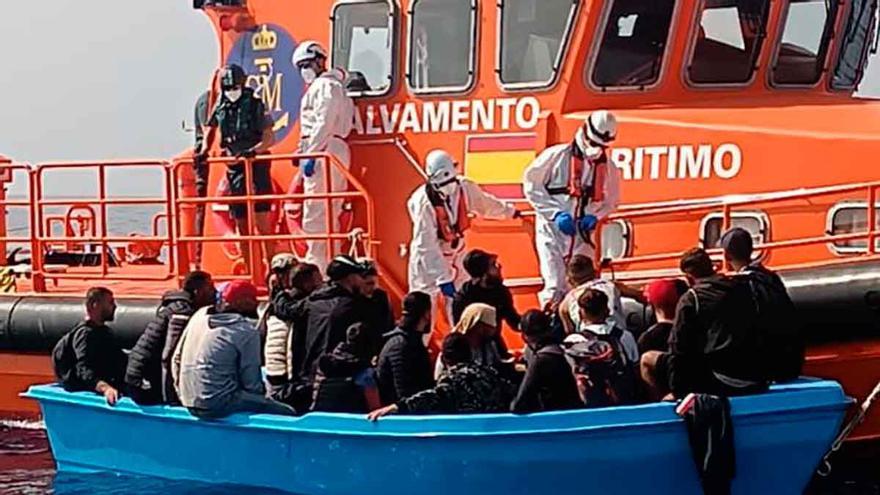 Localizan cuatro embarcaciones con 70 migrantes a bordo en Baleares