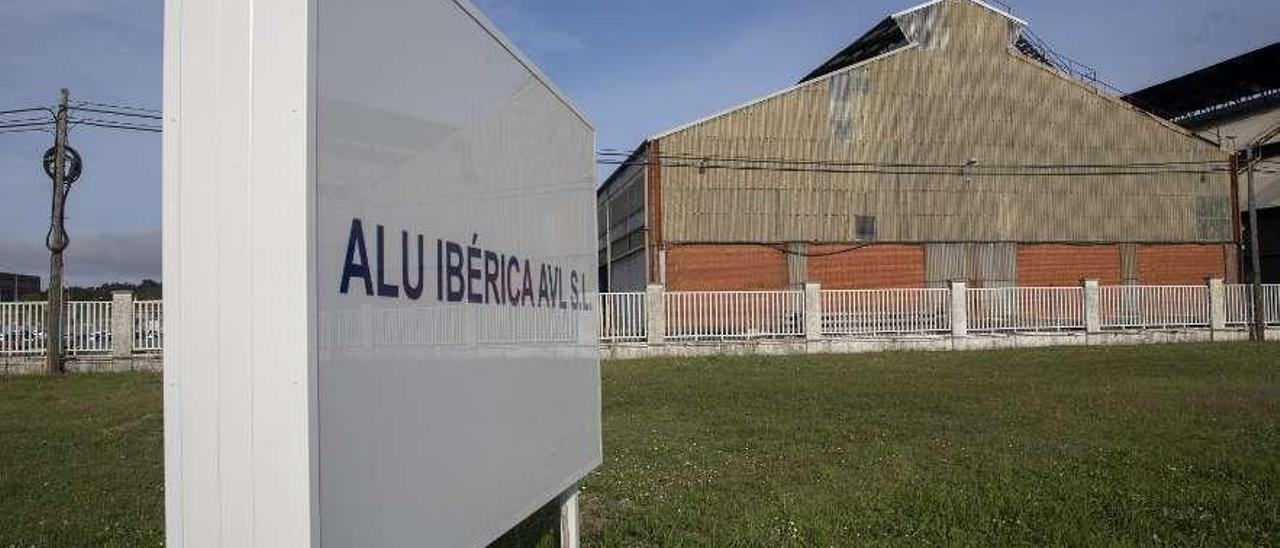 La fábrica avilesina de Alu Ibérica.