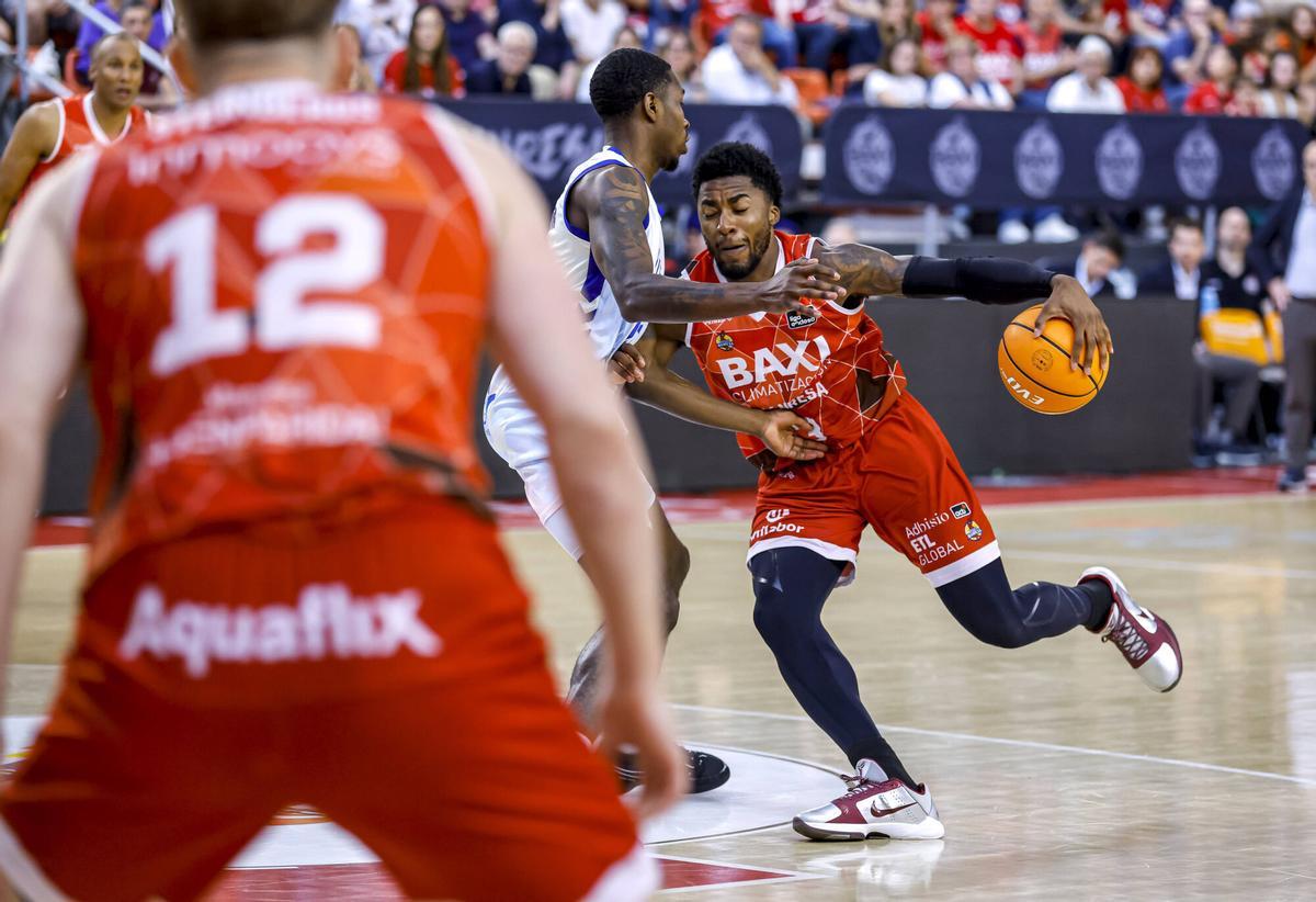 Imatges del Baxi Manresa - València Basket