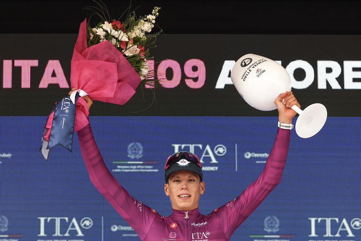 La etapa 3 del Giro de Italia 2026, en imágenes. La etapa 3 del Giro de Italia 2026, en imágenes.