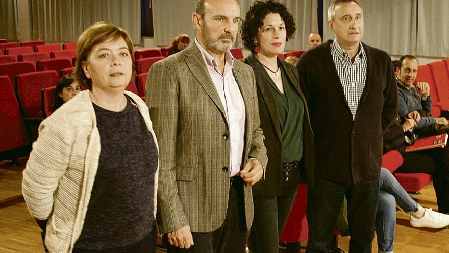 Susana García, Jorge Fernández Caldevilla, Consuelo Álvarez y Carlos Suárez, ayer, en Posada.