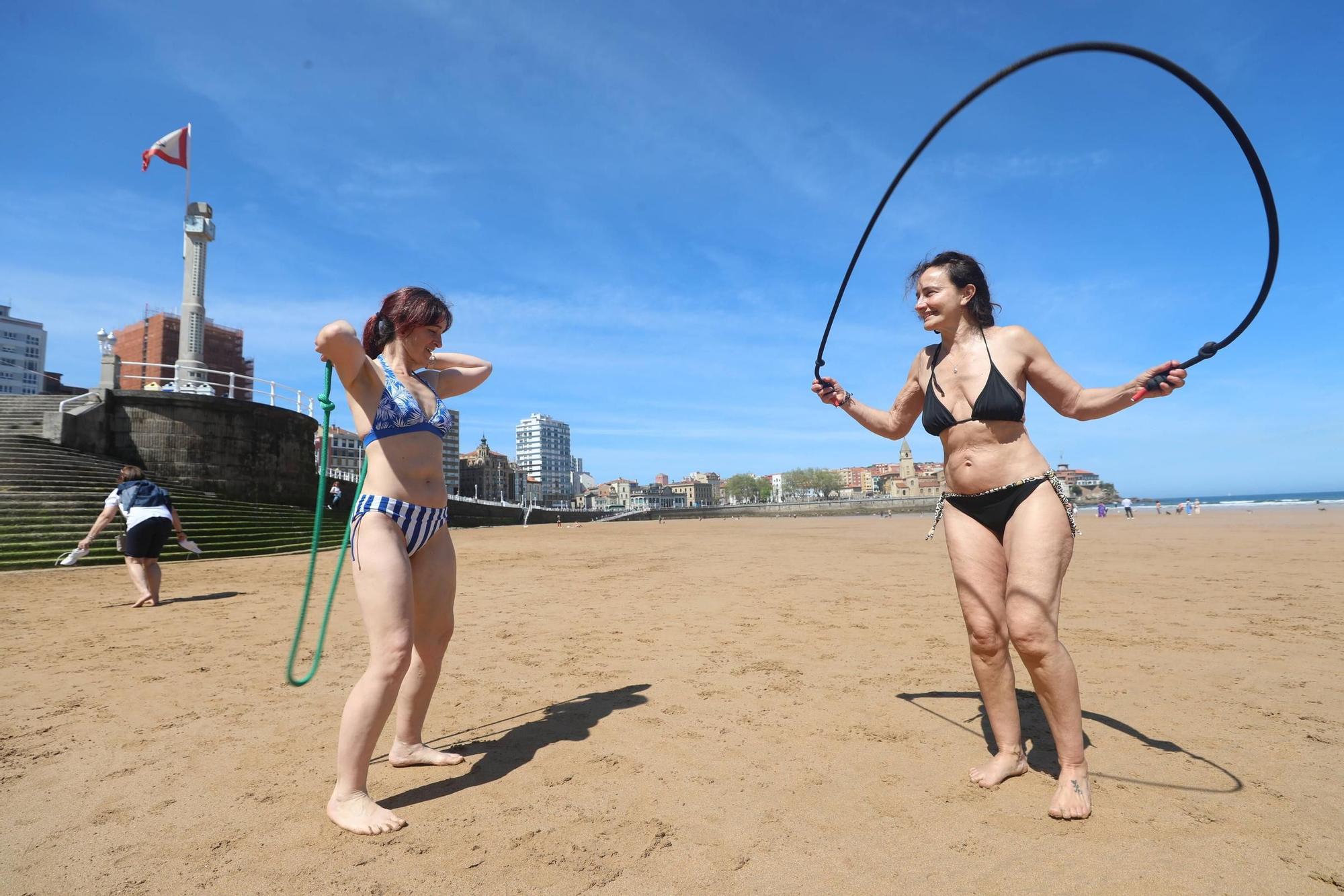 La primavera adquiere tintes veraniegos en Asturias: así fue la jornada de calor en Gijón